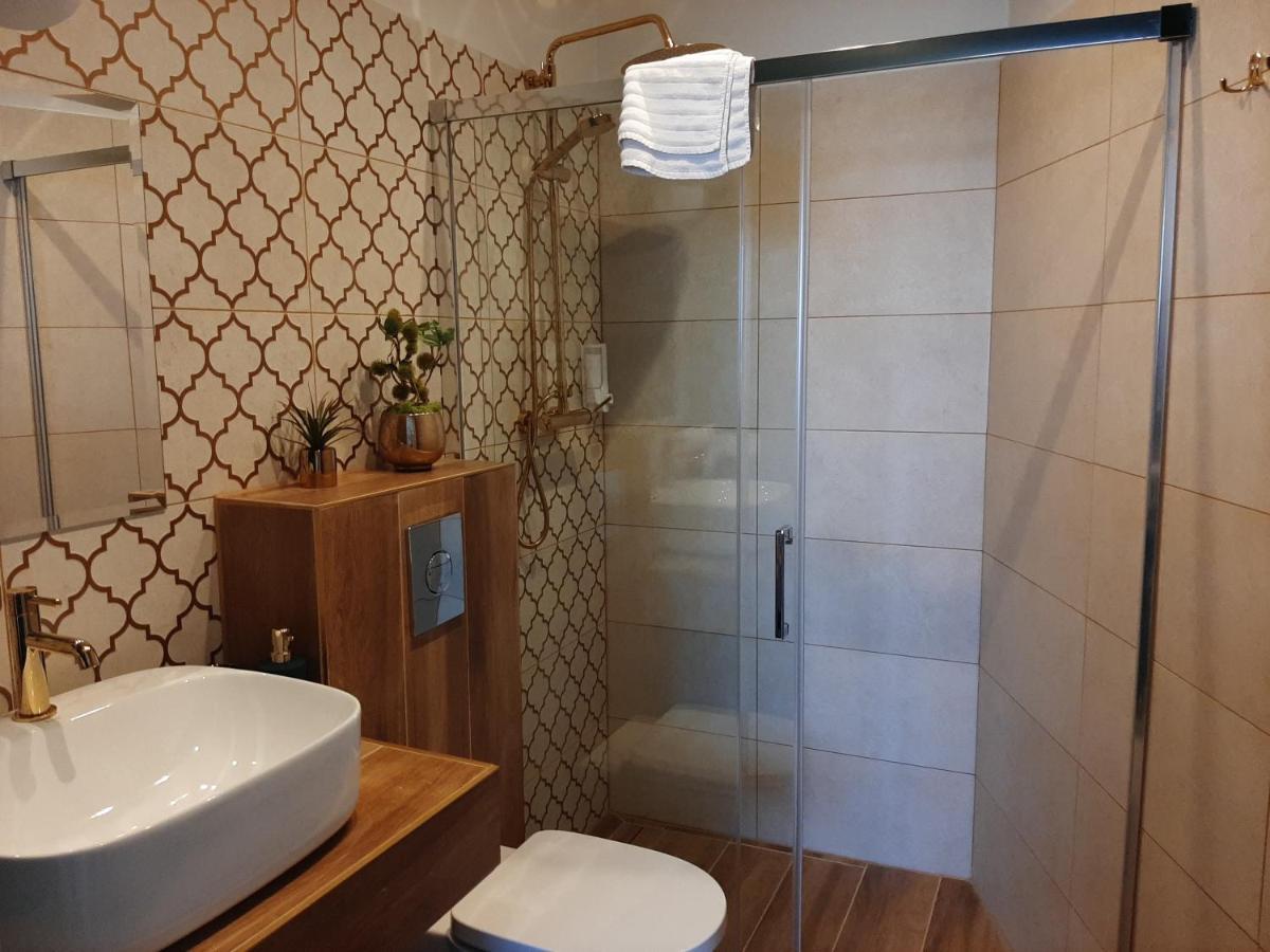 Wyjatkowe Smaki Bed & Breakfast Pruszcz Gdański Exterior foto